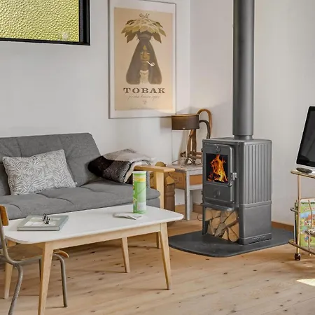 Casa vacanze Stunning In With Kitchen Bogø By